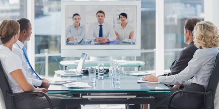 leading virtual teams