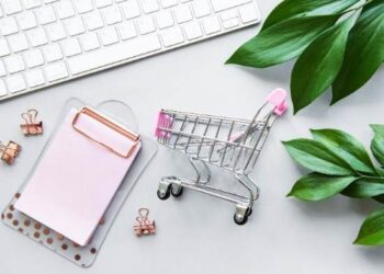 Reasons Why You Should Consider Moving Your Shop Online