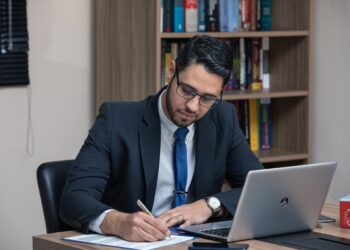 offshore accident lawyer