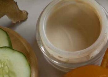 5 Fail Proof Home Remedies for Glowing Skin