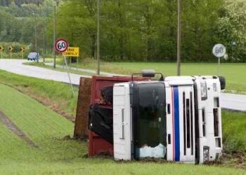 A Guide to Semi Truck Insurance Costs