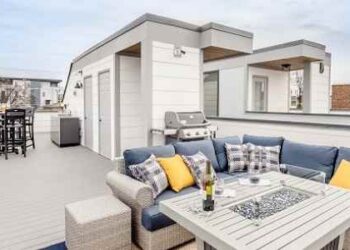 How Different Types of Decks Can Enhance Your Property’s Curb Appeal