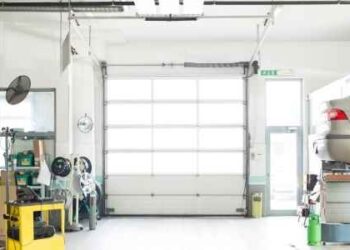 How Much Does It Cost to Service a Garage Door