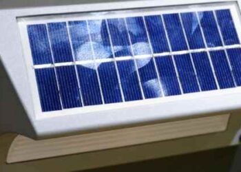 Here's All You Need To Know About Solar Batteries