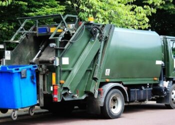 8 Advantages of Waste Removal Service And That’s Why You Need Them