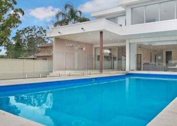 Vinyl, Concrete, or Fibreglass Pool: Which is the Better Option