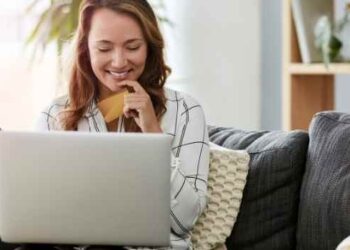 Benefits Of A Pay Stub Generator Online