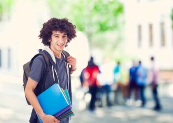 What Is The Key To Score Full Marks In Class 8 Hindi