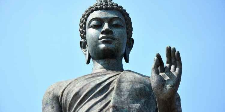 How to Ensure the Longevity of Your Outdoor Buddha Statue