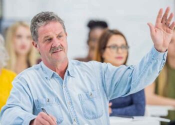 5 Questions to Ask Yourself Before Retiring Abroad