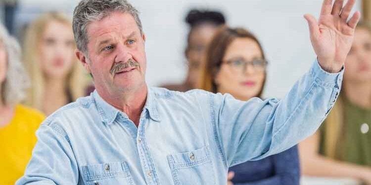 5 Questions to Ask Yourself Before Retiring Abroad