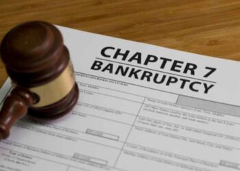 What are the main differences between Chapter 7 and Chapter 13 bankruptcy