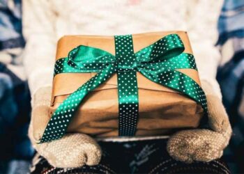 Personalizing Gifts: Classy Ideas for the Holidays