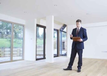 Real Estate Pros Share Their 8 Secrets for Investing Success