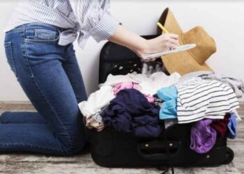 Clothes Packing Guide For Your Next Move
