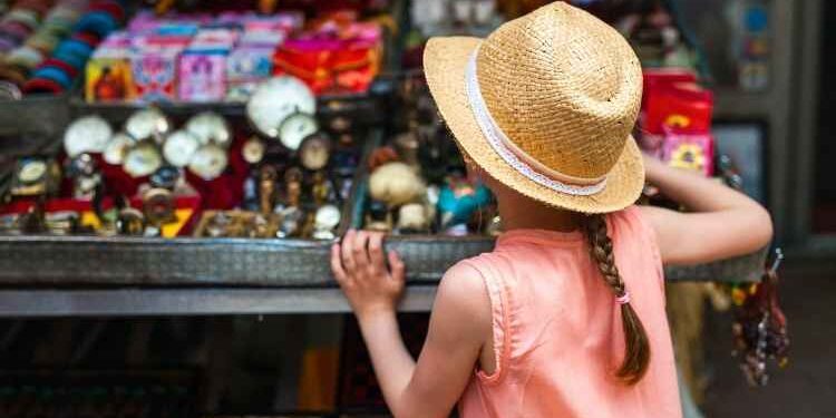 Flea Market: A Shopping Paradise For Several