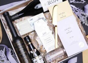 10 Unique and Elegant Gift Boxes for Mothers Day