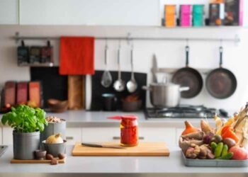 Top 10 Kitchenware That Every Kitchen Needs