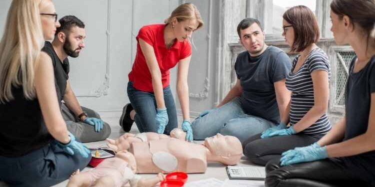 How To Choose The Right Type Of First Aid Course