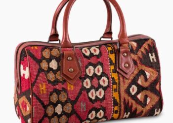 Tips For Buying A Kilim Carpet Bag