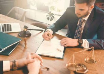 How to Choose the Right Family Law Attorney