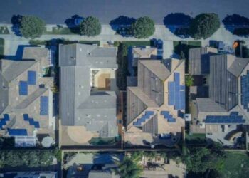 An SOS Call for Solar—How You Can Create an Eco-Friendly Home