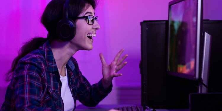 Learn Best Carrom Board Game Tips & Tricks To Win Online