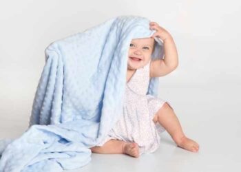 How To Choose The Right Baby Blanket
