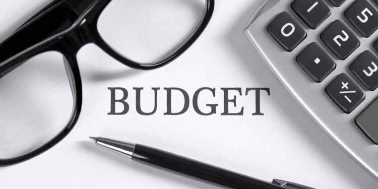 Budgeting Tips for Beginners: How to Stick To Your Budget