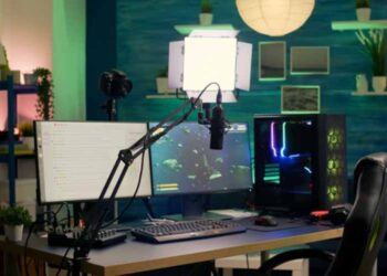 A Detailed Guide on How to Live Stream to Multiple Platforms Simultaneously