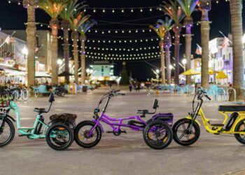 Traveling With An Electric Tricycle For More Possibilities