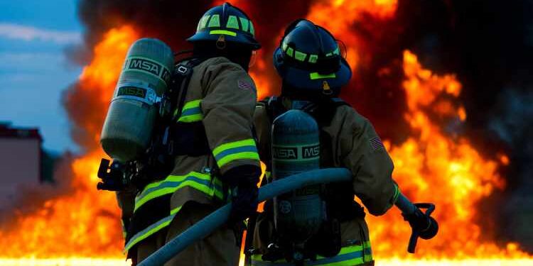 A Career Guide to Becoming a Firefighter