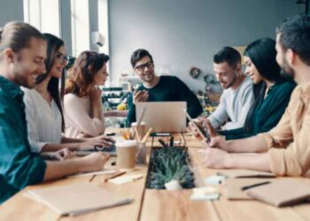 How To Build A Strong Digital Marketing Team