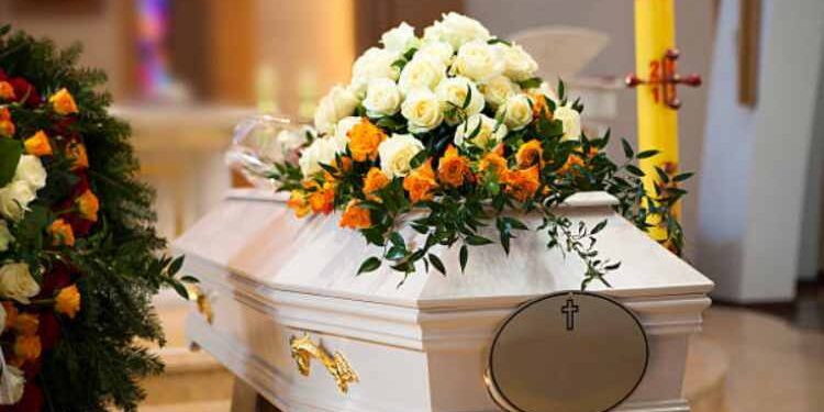 How to Choose the Right Condolences Flowers