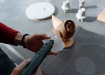 How to Get the Best Adhesives That Fit Your Applications