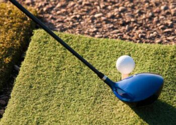 Using The Golf Driving Range To Improve Your Game