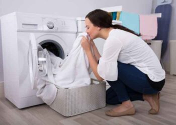 Ways To Hand Wash & Machine Wash Clothes & Best Tips to Maintain Them