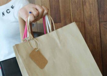 Reach a Wider Audience with Paper Bag Digital Printing