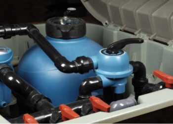 5 Signs It's Time to Change Your Pool Filter