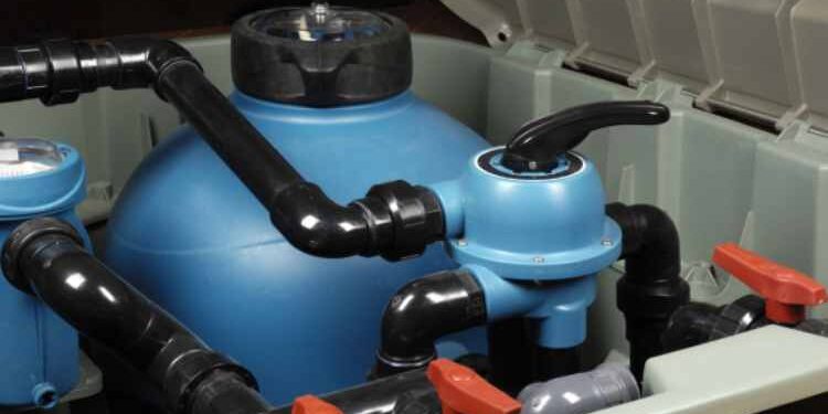 5 Signs It's Time to Change Your Pool Filter