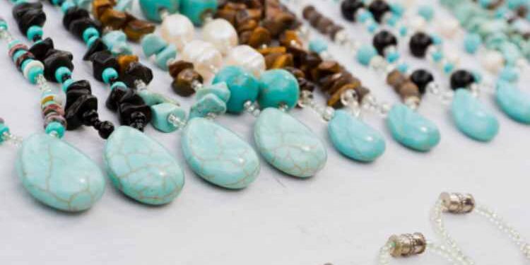 5 Tips for Styling Turquoise Jewelry