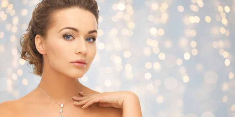 How To Choose a Beautiful Diamond for Necklace Chains