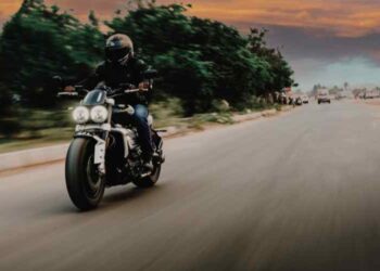 Revving up the Streets The Best 200cc Bikes in the Market