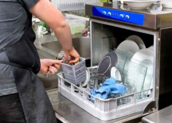 Top Tips for Efficiently Loading a Dishwashing Machine