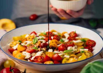 Elevating Flavors: Creative Sauces and Dressings for Cold Vegetable Dishes