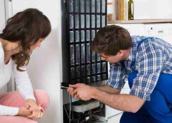 Addressing AC Refrigerant Leaks Causes and Repair Options