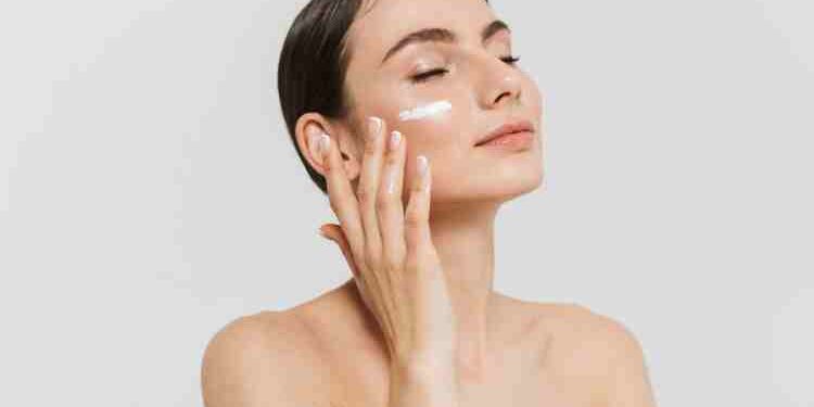 Skincare Guide For Beginners: Know How To Kickstart Your Skincare Journey