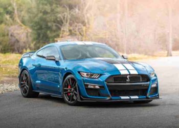 Tech-Savvy Explorations Upgrade Your Commute with Ford Explorers