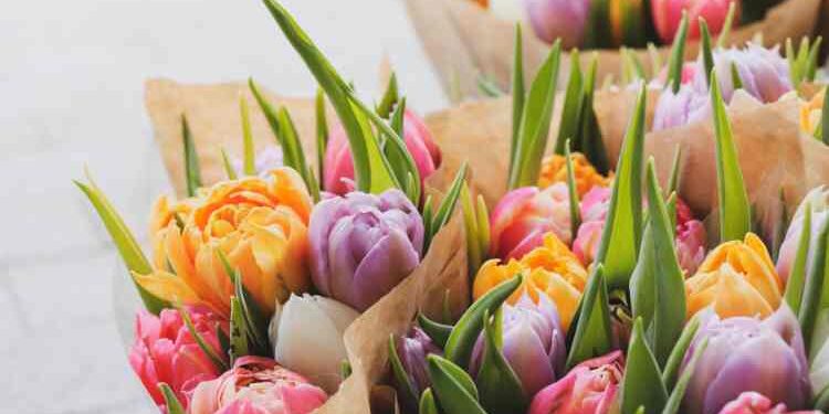 How To Make It Easier For People To Find Your Flower Shop Online