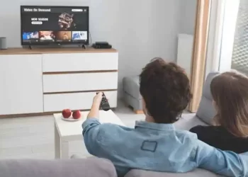 On-Demand Streaming Versus Traditional TV: Which Is Best for You?